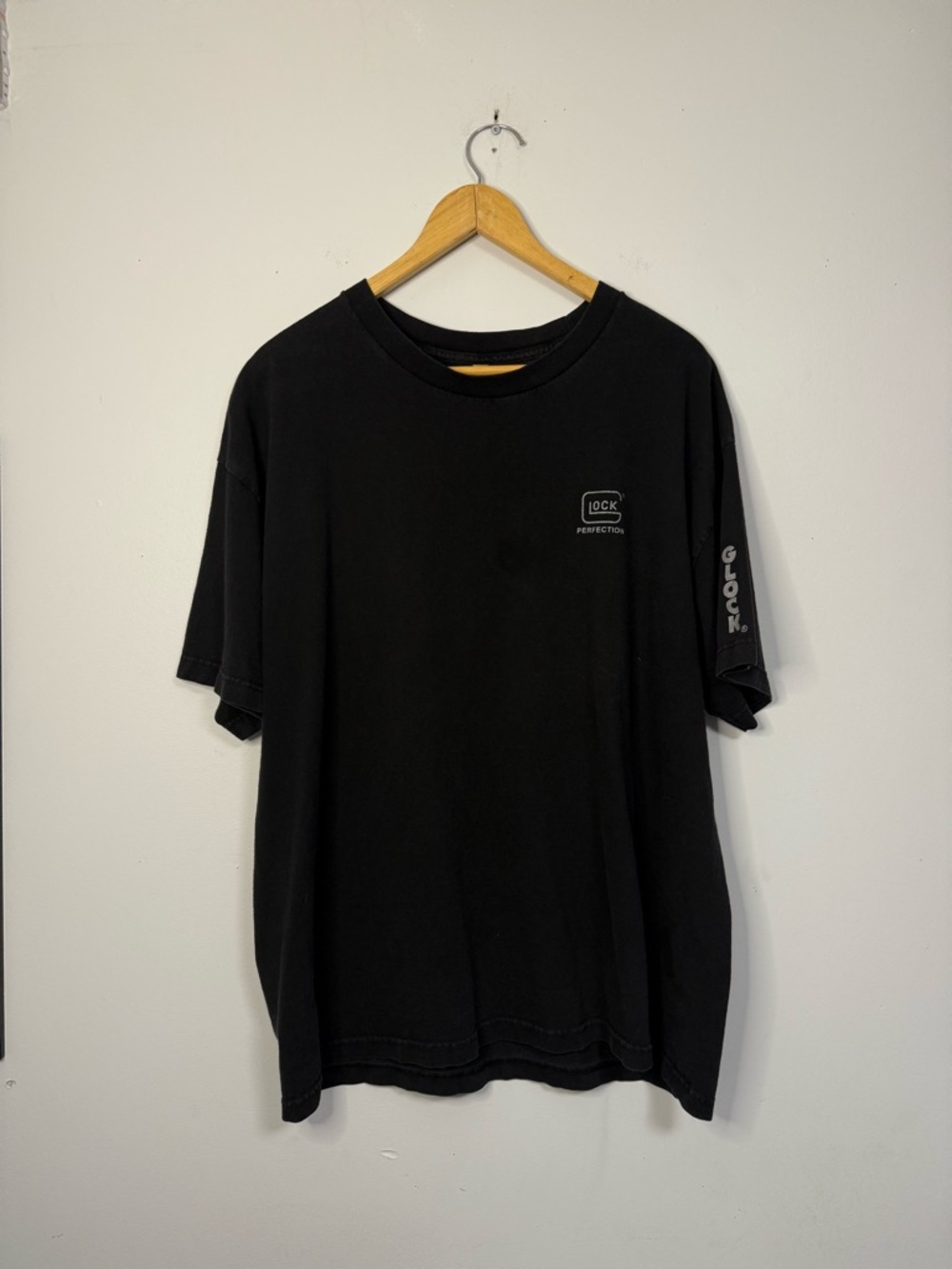 Glock Firearms Vintage Black Gun Logo T-Shirt - Men's Short Sleeve